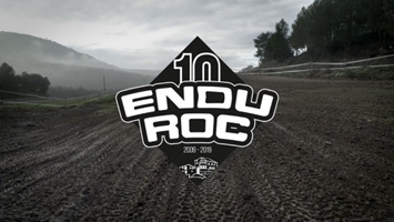 Vídeo promocional de eventos. recta de salida del EnduRoc con el logo encima